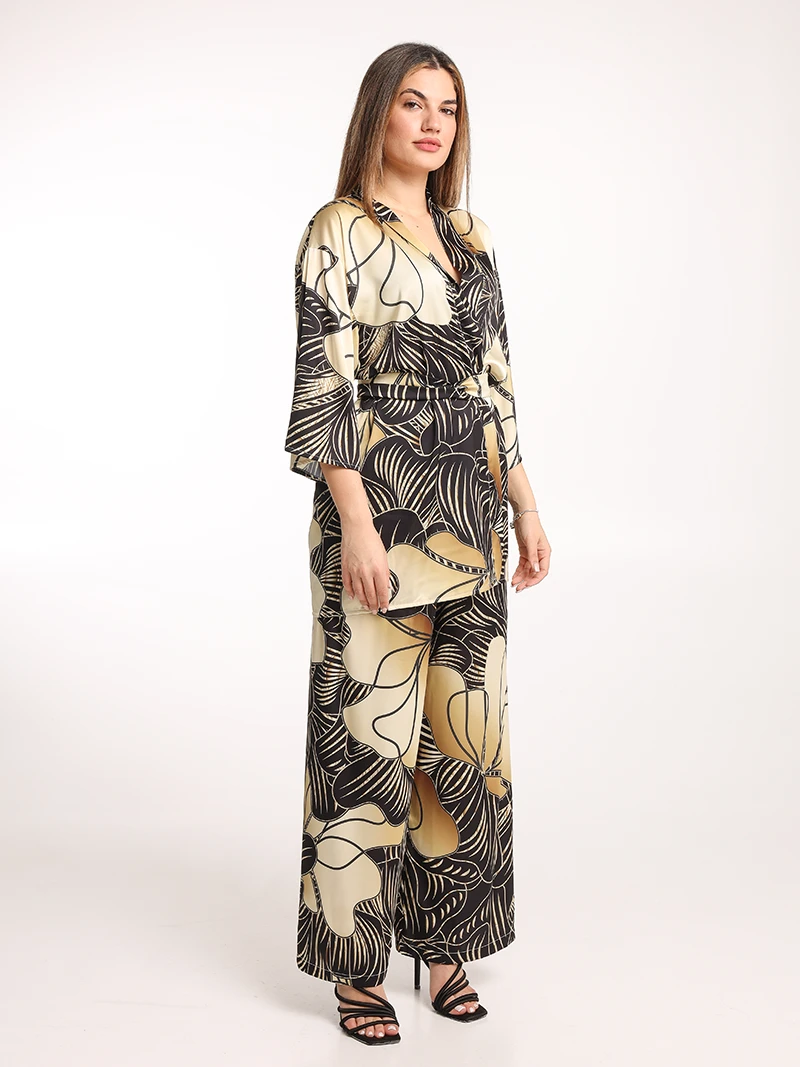 Korali Black Short Kimono